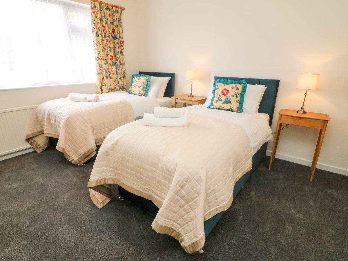 8 Oaks Field * Ambleside