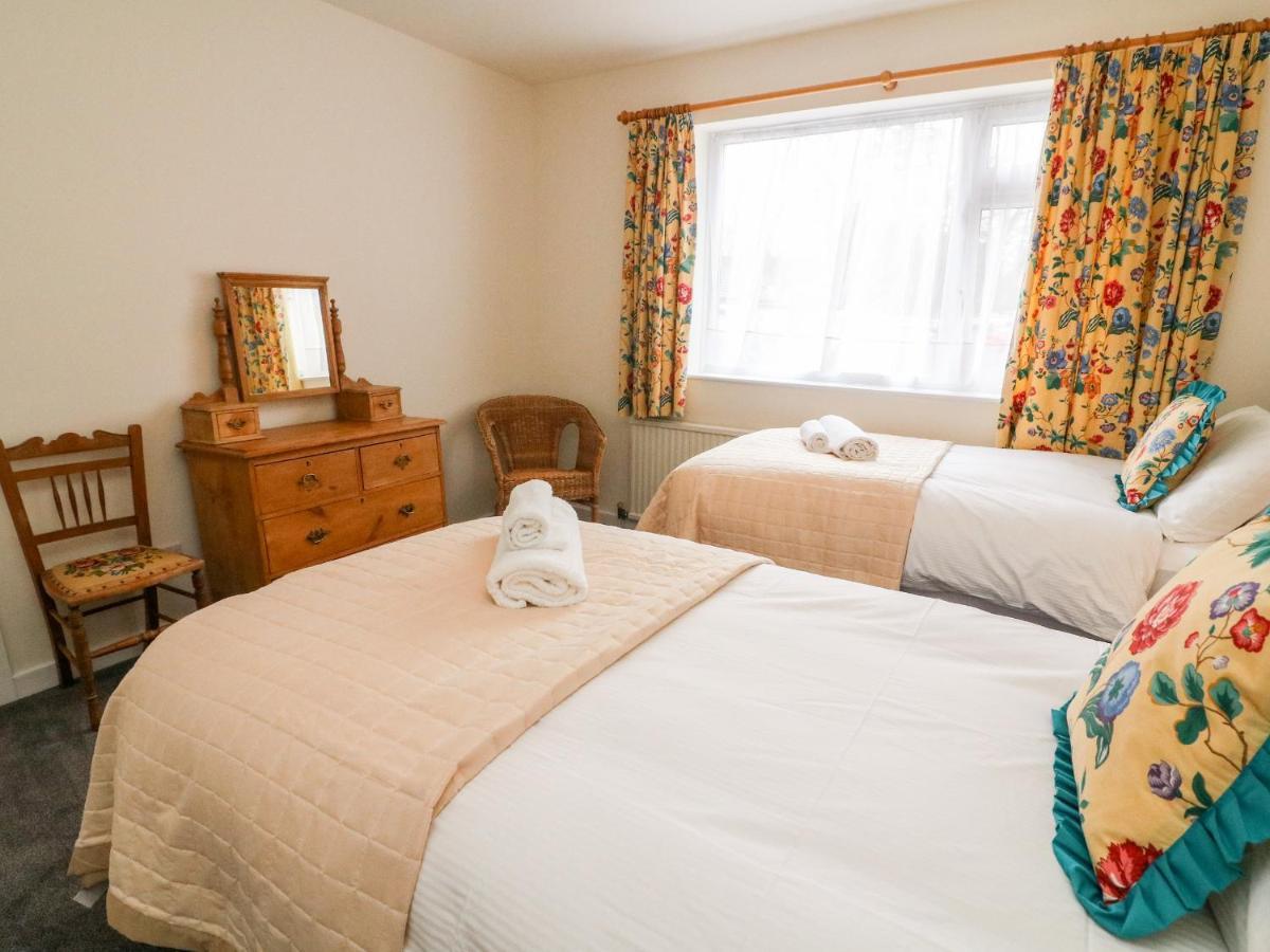 8 Oaks Field Holiday home *
